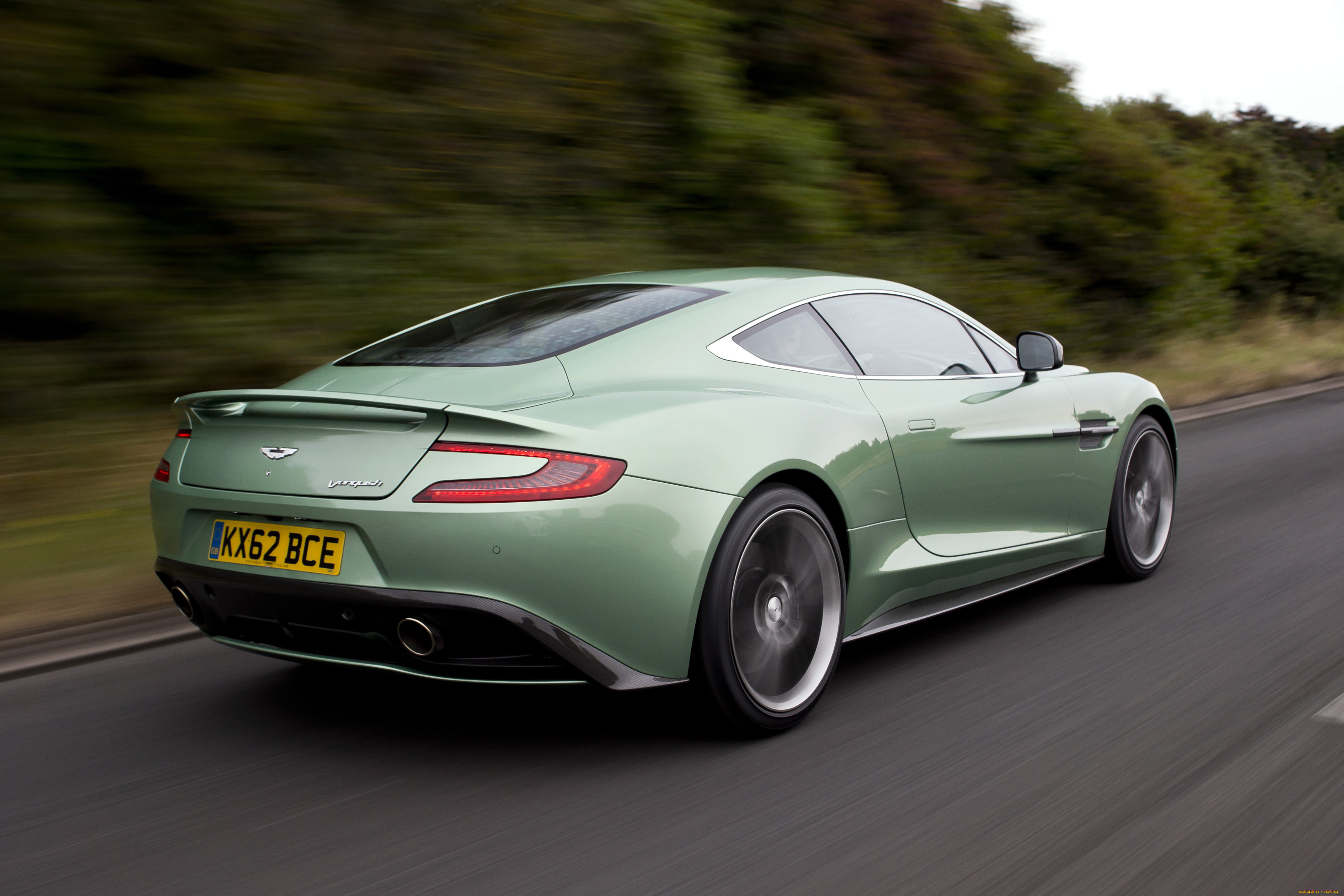 , aston martin, aston